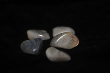 Load image into Gallery viewer, Labradorite